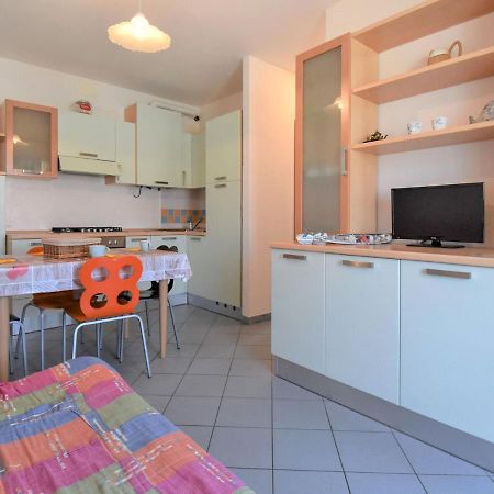 Apartment Solmare-4 By Interhome โรซาปิเนตา ภายนอก รูปภาพ